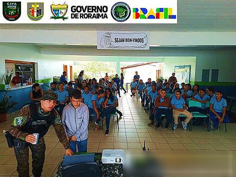 Palestra da CIPA em escola de Roraima
